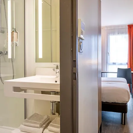 Mercure Paris Parc Des Expositions 4* מאלאקוף