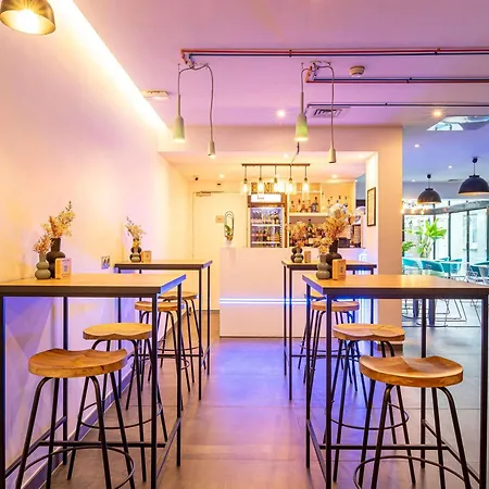 Отель Mercure Paris Parc Des Expositions